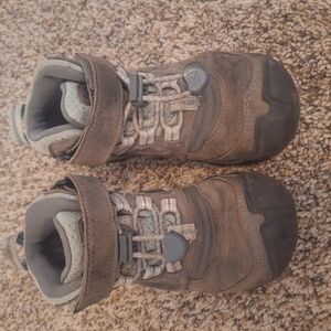 Keen Brown and Gray Boots Rugged Design